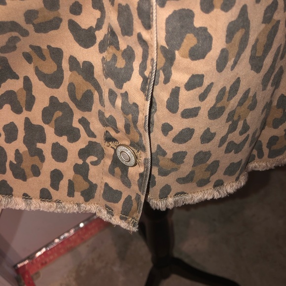 Kensie Cheetah Print Jacket - Picture 4 of 6